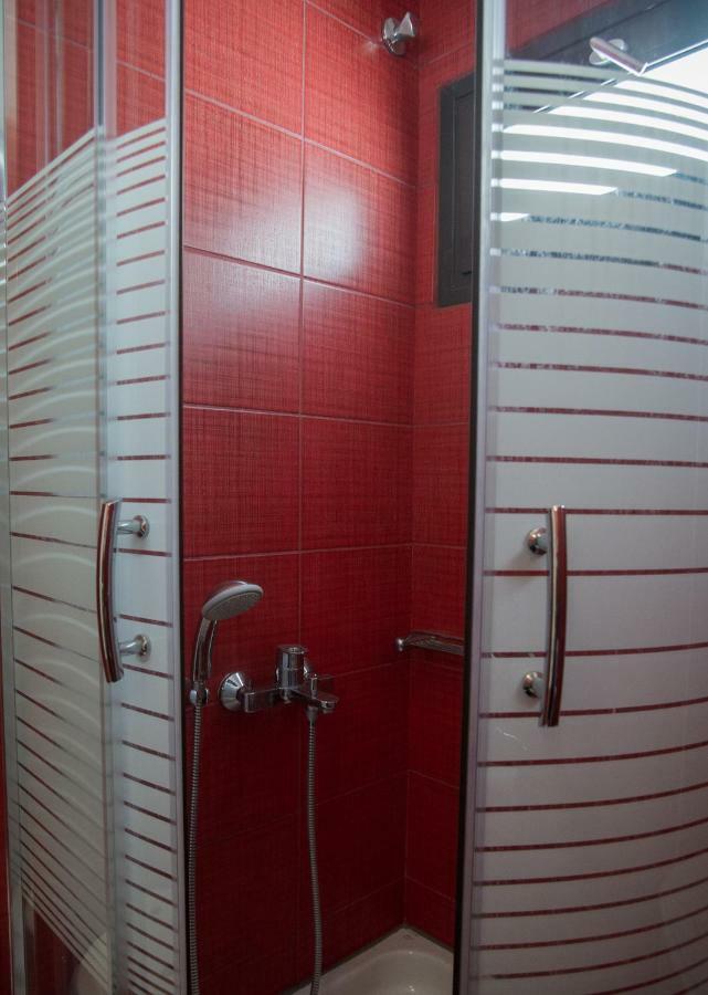 Villa Nicolas プラタリア エクステリア 写真
